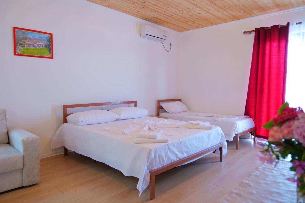 Guesthouse Panorama Nivice ساراندا المظهر الخارجي الصورة