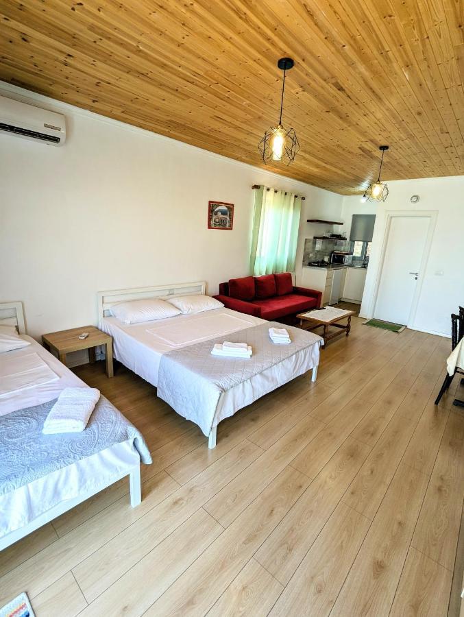 Guesthouse Panorama Nivice ساراندا المظهر الخارجي الصورة